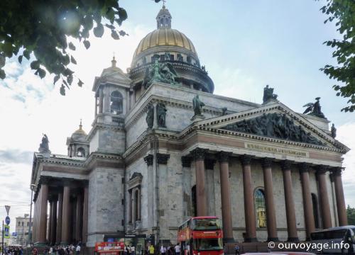 Взгляд с Исаакия. Колоннада Исаакиевского собора Санкт-Петербурга
